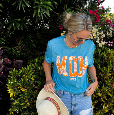 MOM Graphic Short Sleeve Tee in Bright Teal