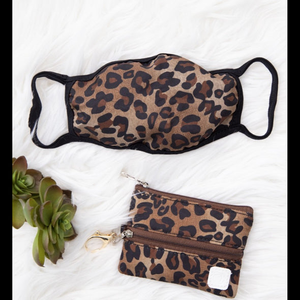 Mini Versi Bag With Matching Face Mask in Leopard